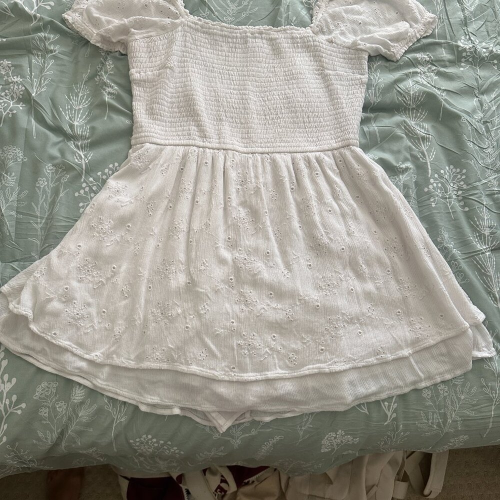 Hollister Boho Princess Ruffled Mini Skort Dress- White